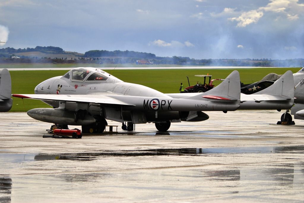http://i406.photobucket.com/albums/pp146/8054bm/Duxford%20airshow%20September%202013/_CSC3443_zpsq7ehkpmv.jpg