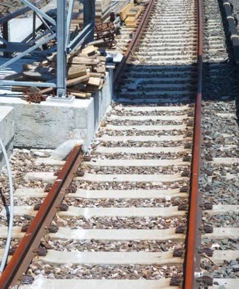 1222976364_track.jpg