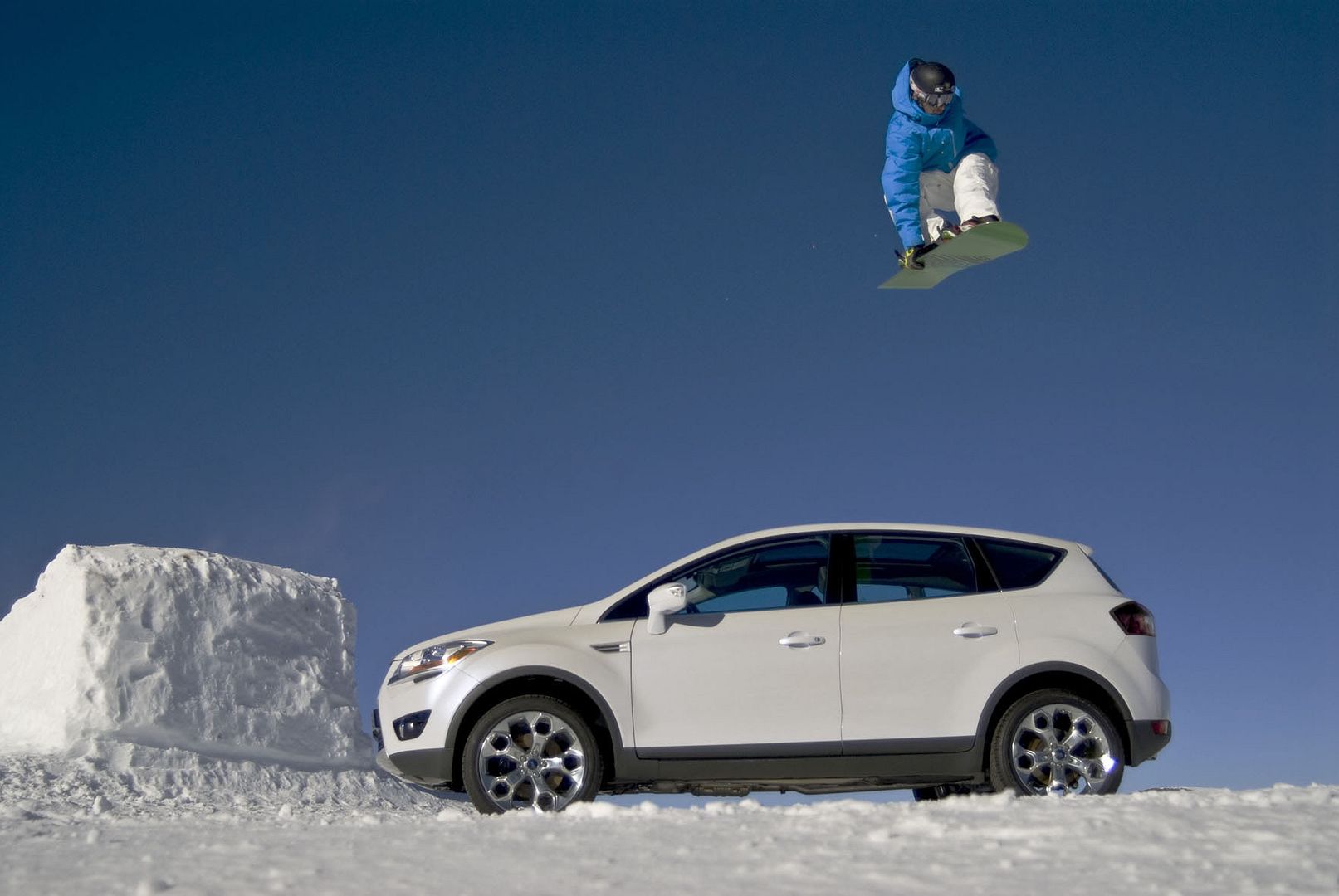 2008-ford-kuga_12.jpg