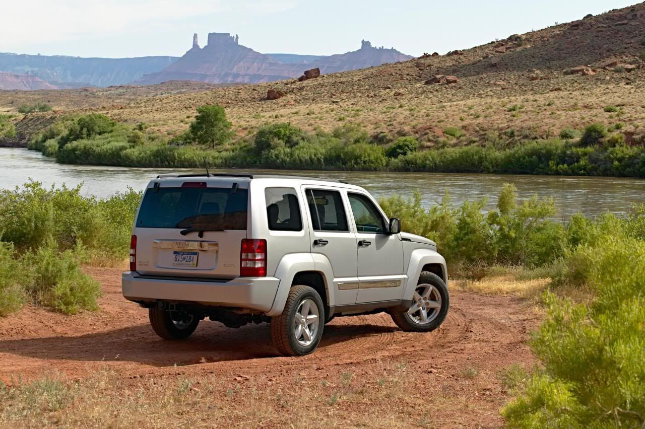 2008-jeep-liberty-limited_09.jpg