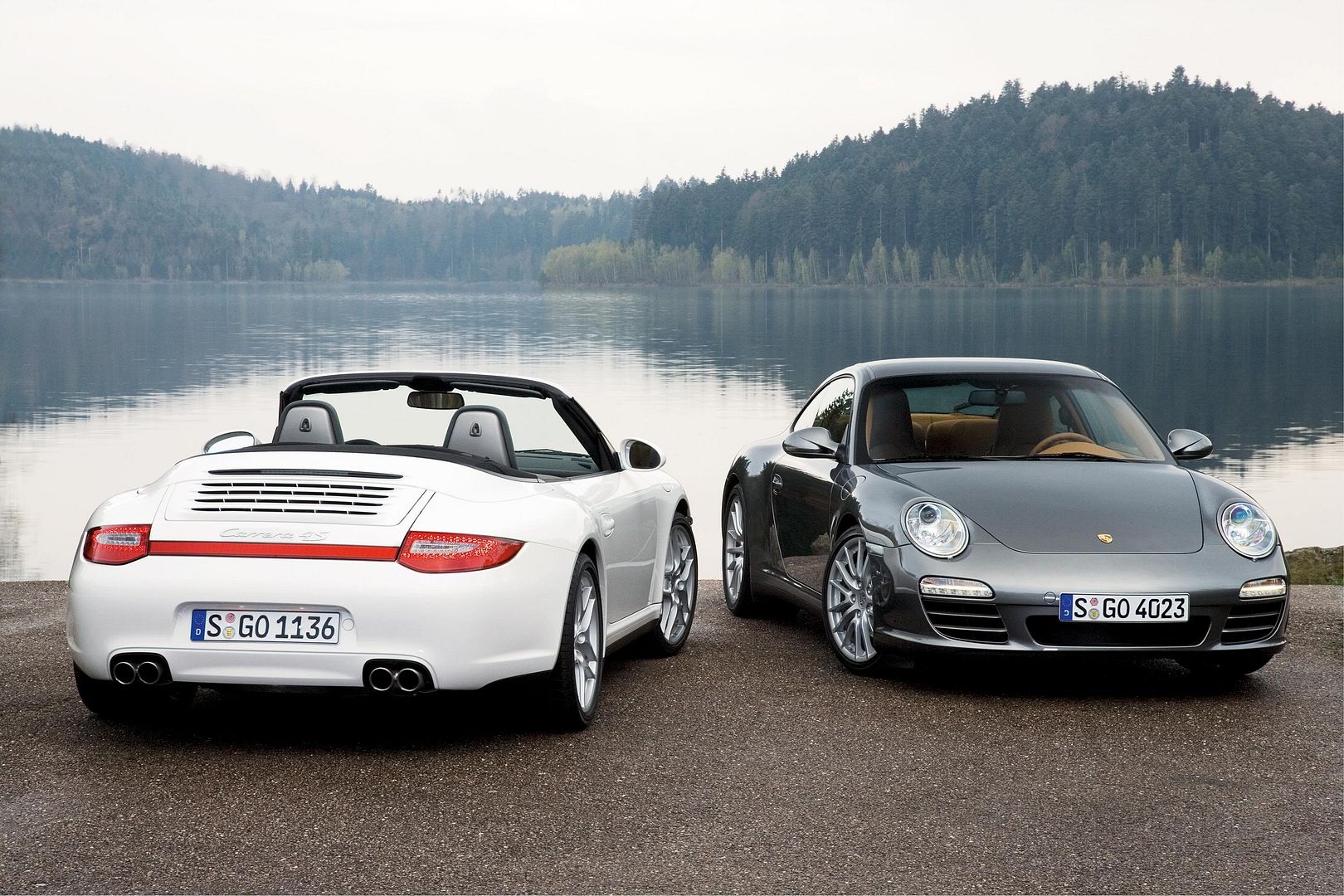 2009-911-carrera-4-carrera-4s-09.jpg