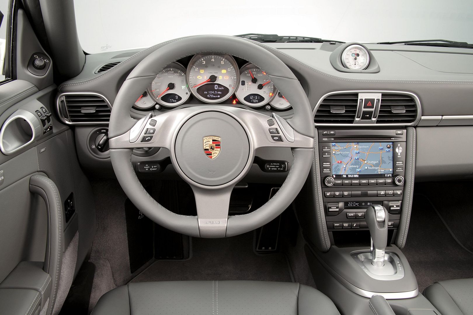 2009-911-carrera-4-carrera-4s-10.jpg