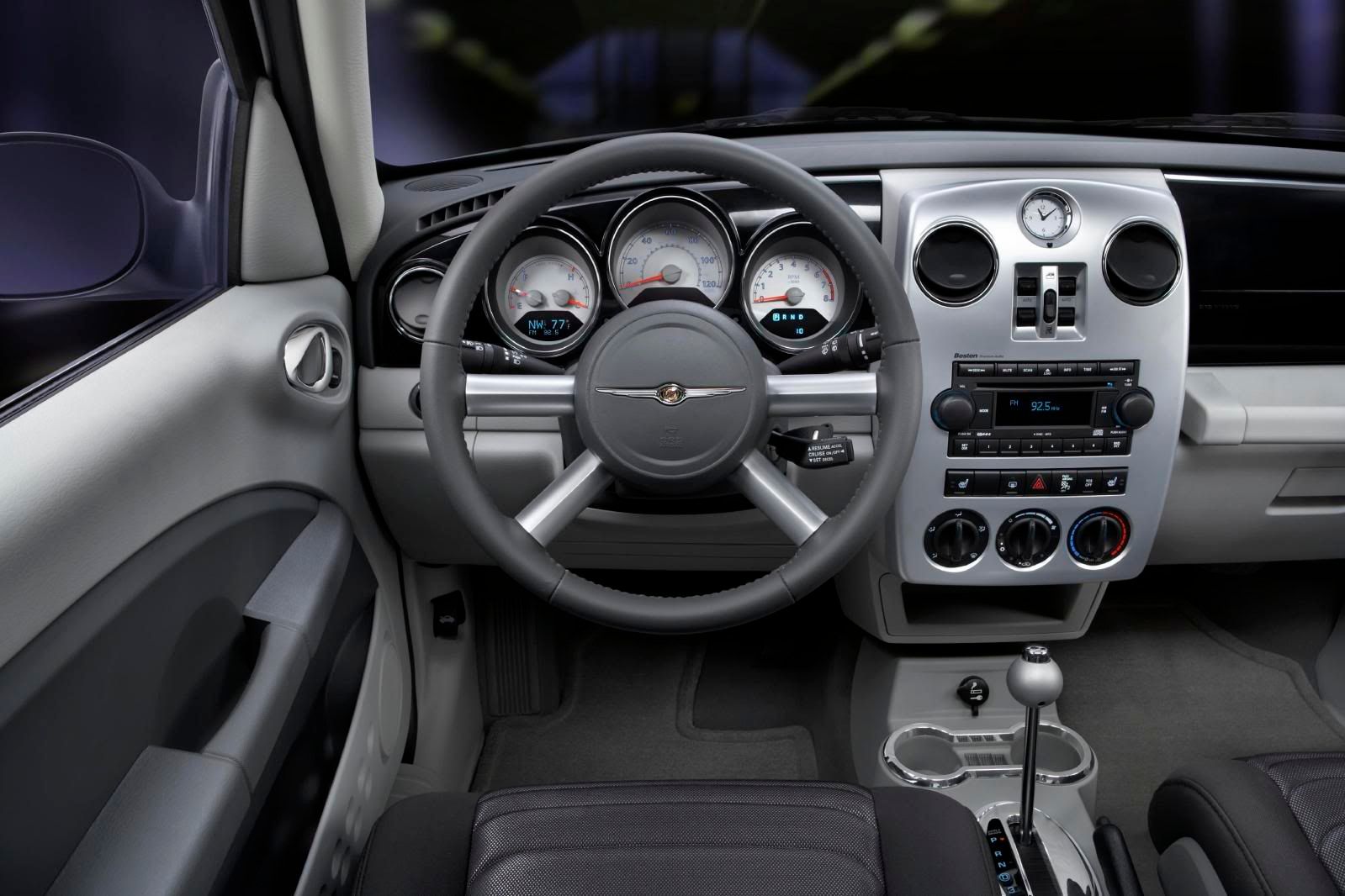 2009-chrysler-pt-cruiser-05.jpg