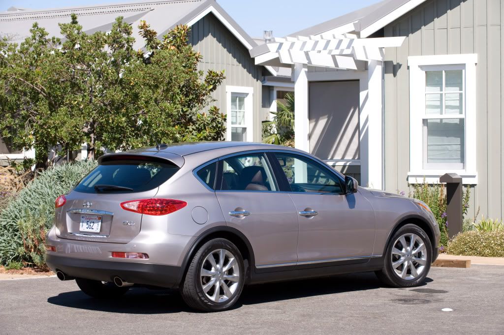 2009-infiniti-ex35-05.jpg