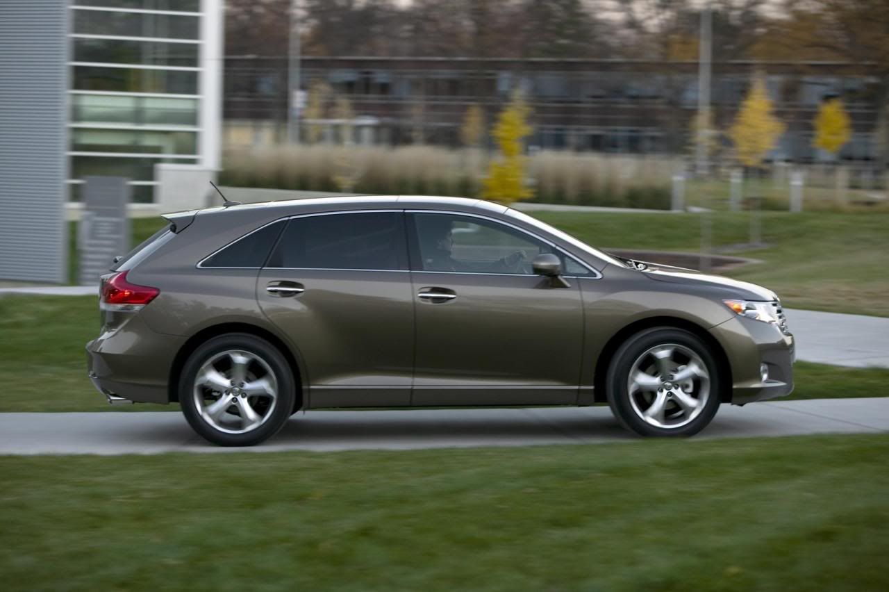 2009-toyota-venza_12.jpg