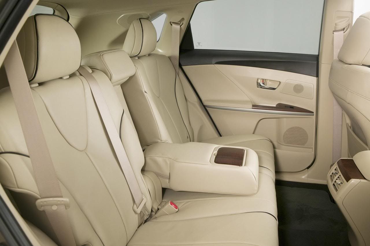 2009-toyota-venza_22.jpg