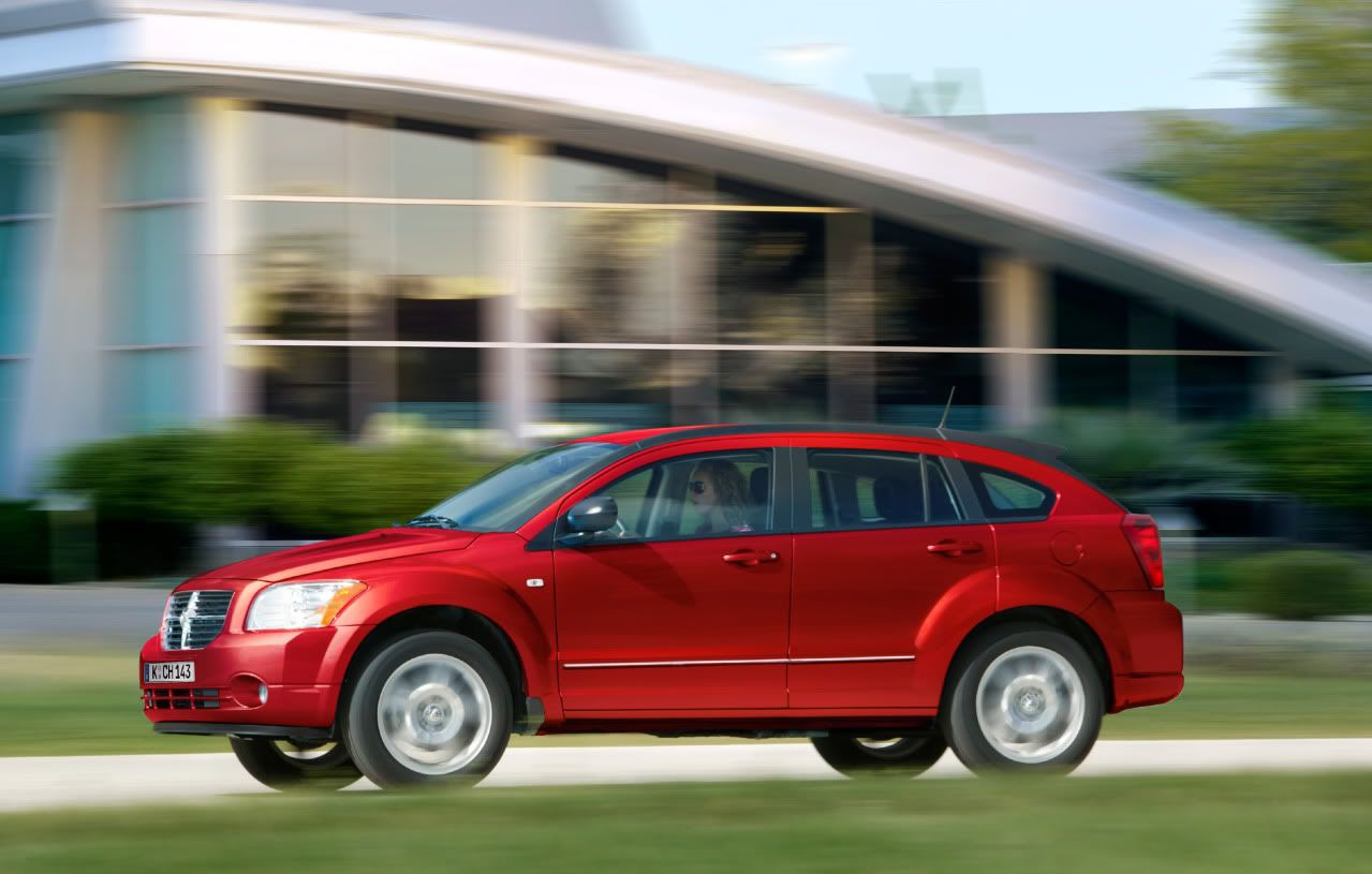 2010-dodge-caliber-01.jpg