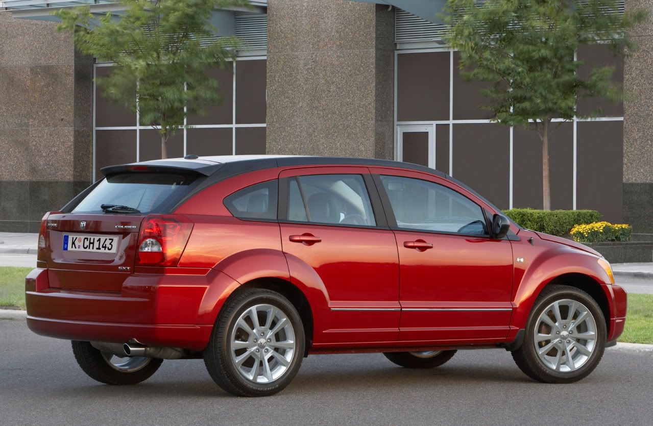 2010-dodge-caliber-03.jpg