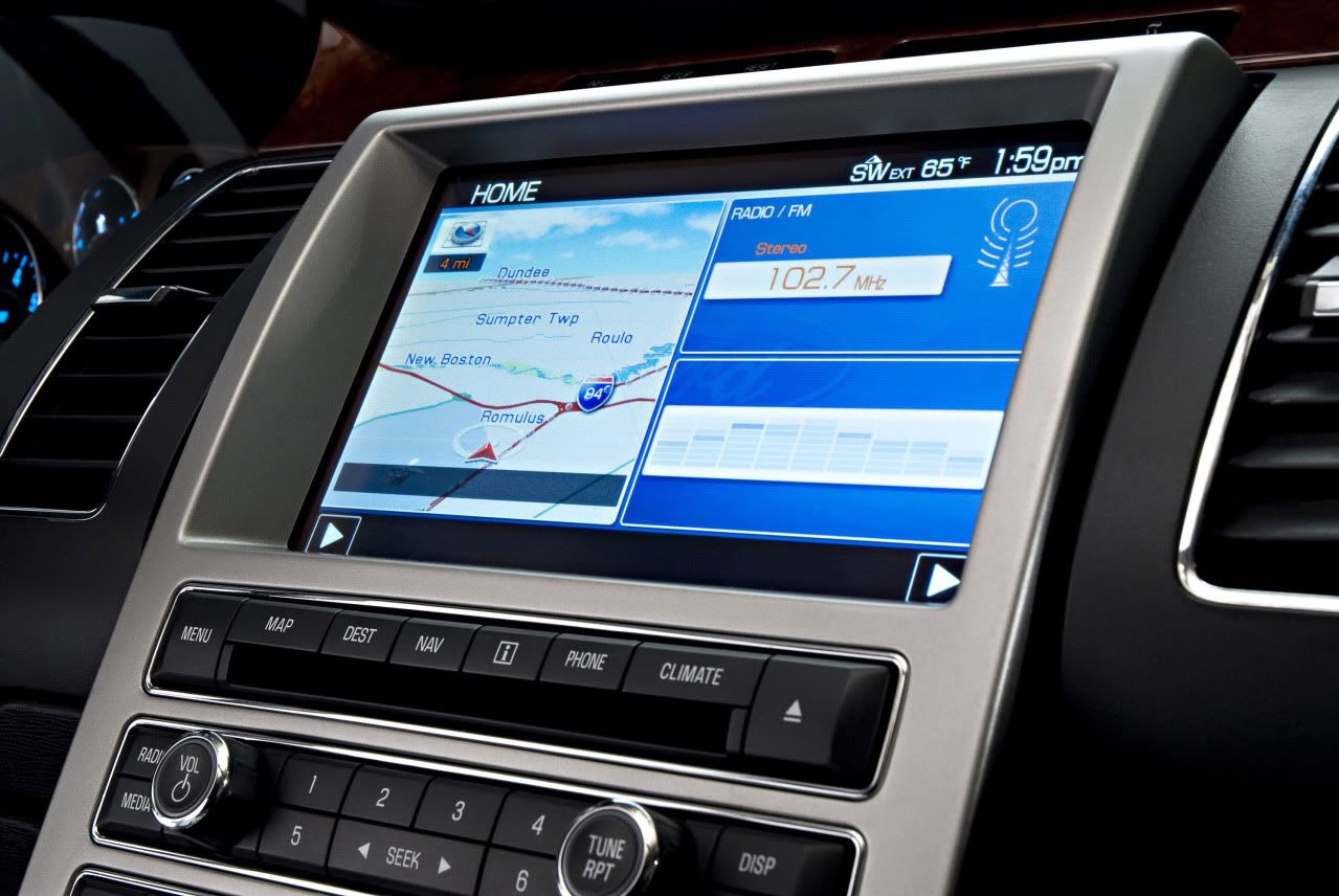 2010-ford-flex-with-ecoboost-13.jpg