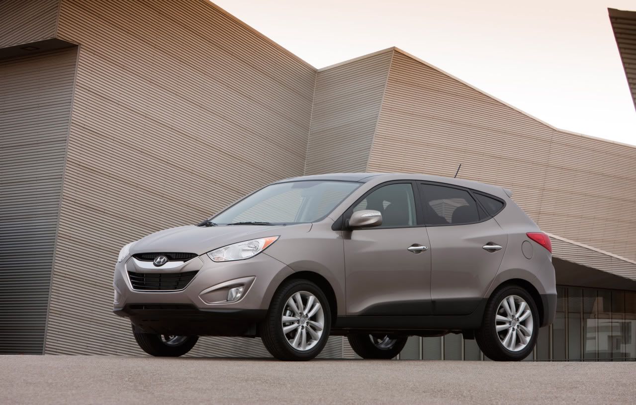 2010-hyundai-tucson-02.jpg