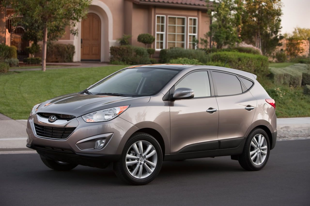 2010-hyundai-tucson-03.jpg