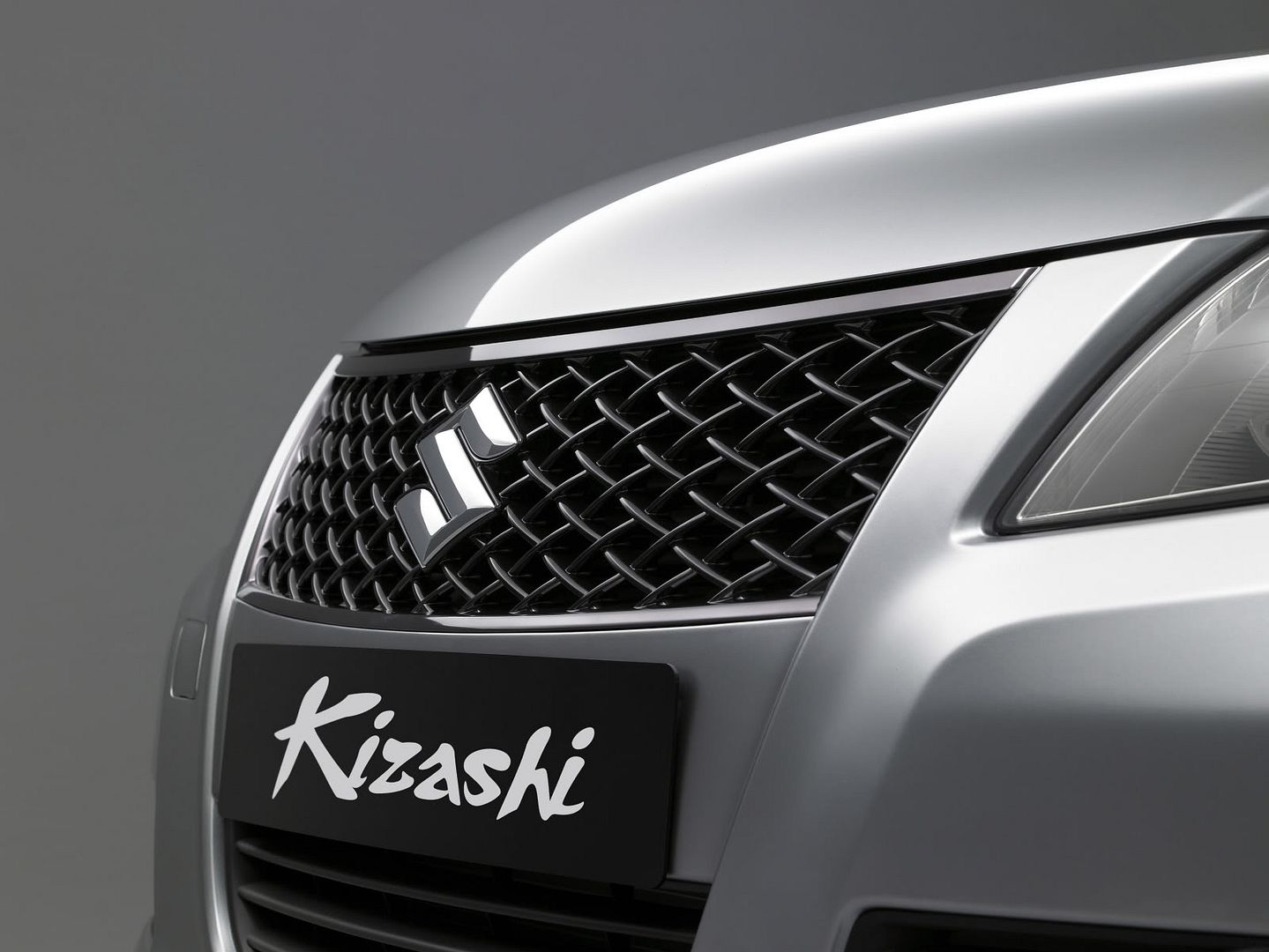 2010-suzuki-kizashi-sedan-12.jpg