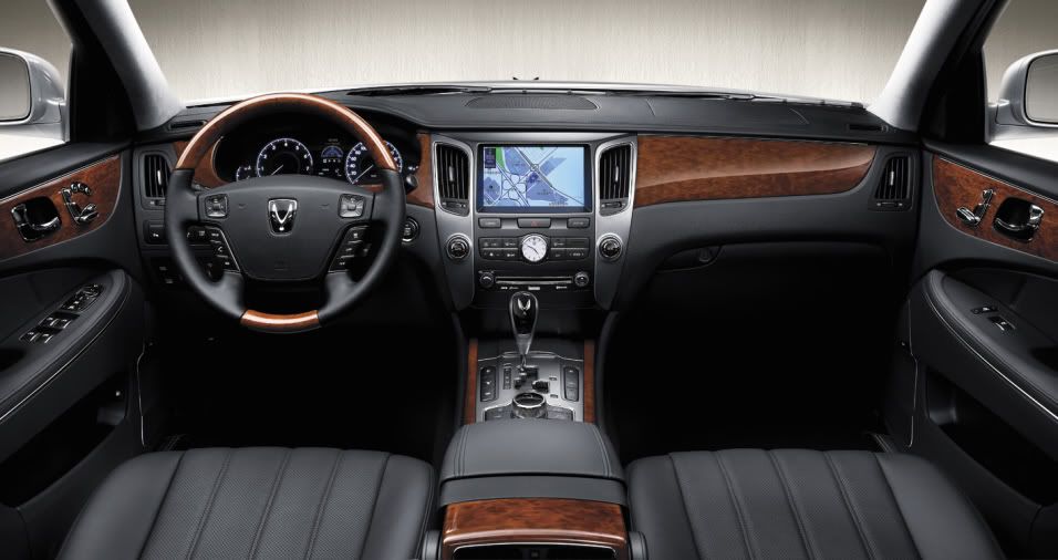 2010_hyundai_equus.jpg