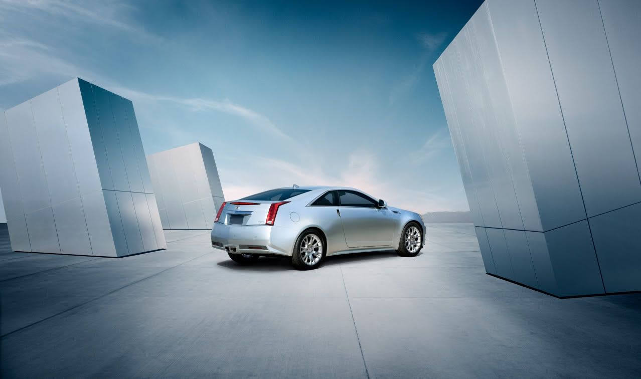 2011-cadillac-cts-coupe-09.jpg