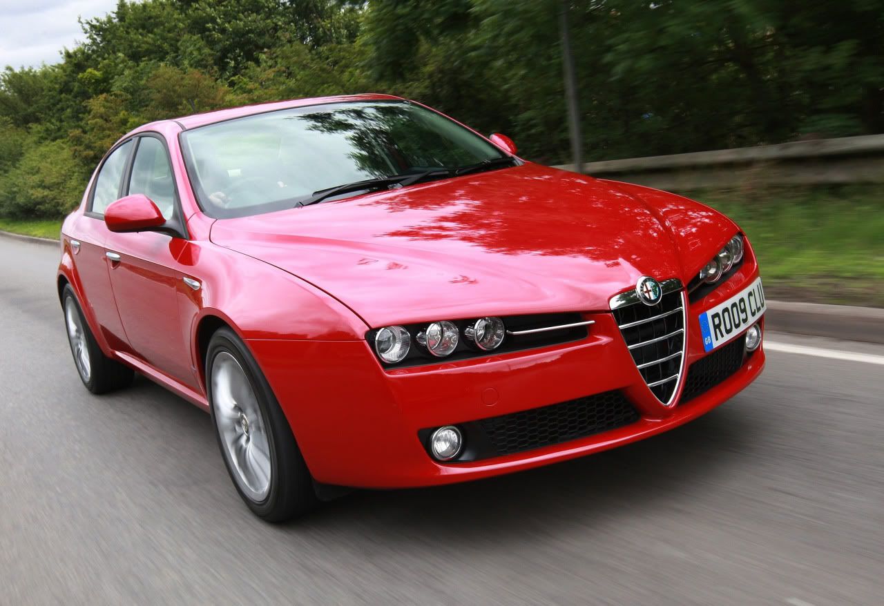 alfa-159-lusso-01.jpg