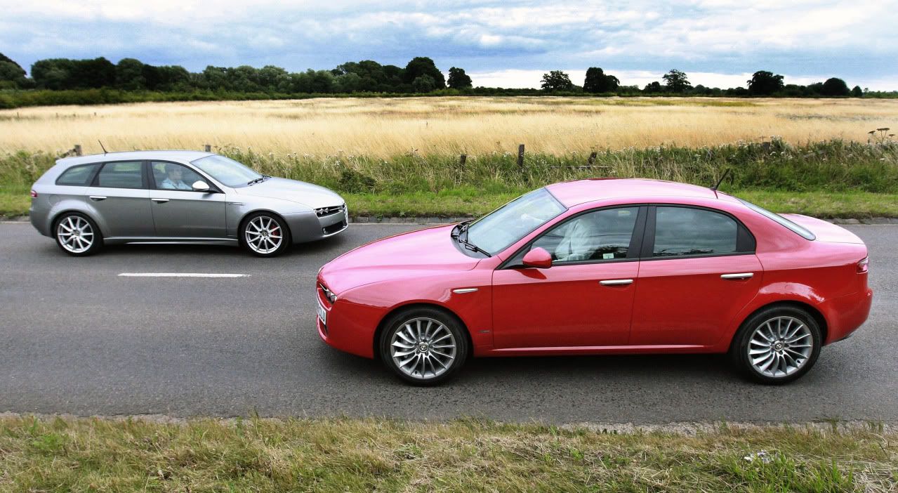 alfa-159-lusso-and-alfa-159-ti-s-1.jpg