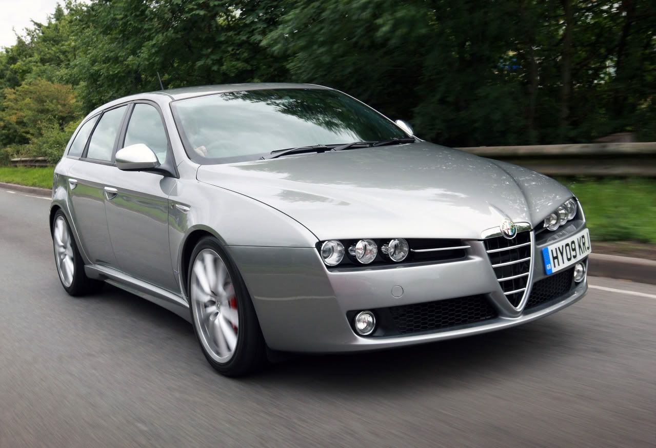alfa-159-ti-sportwagon-03.jpg