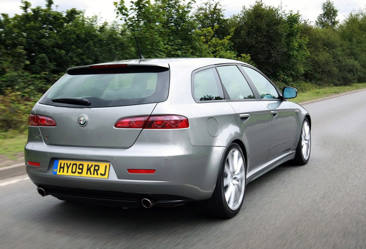 alfa-159-ti-sportwagon-04.jpg