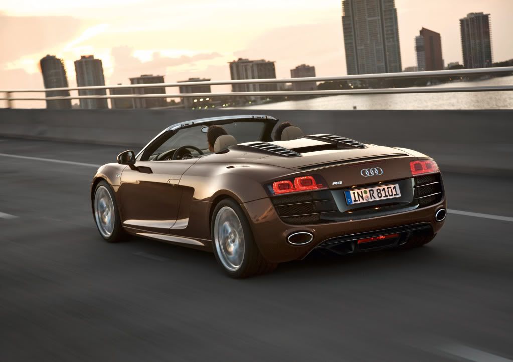 audi-r8-spyder-30.jpg