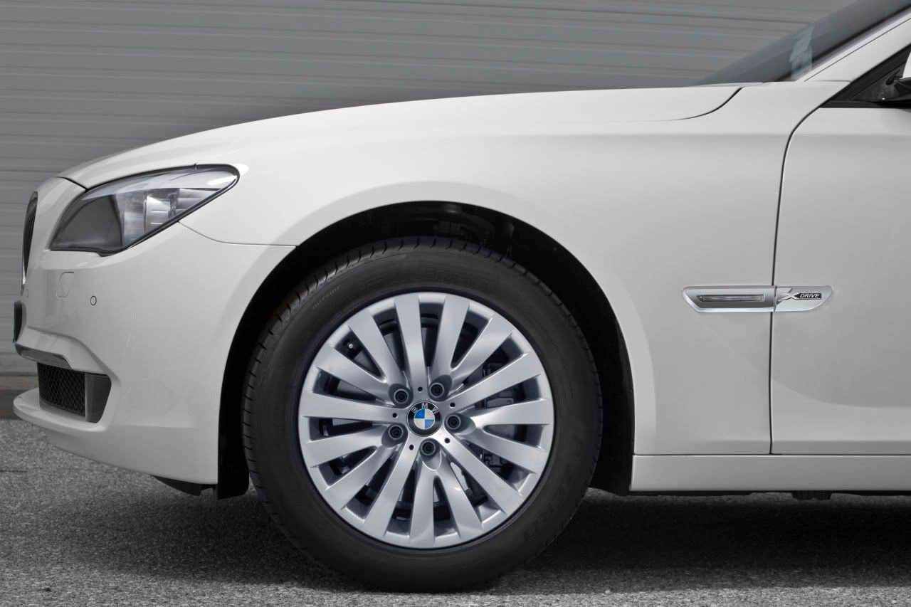 bmw-7-series-740d-01.jpg