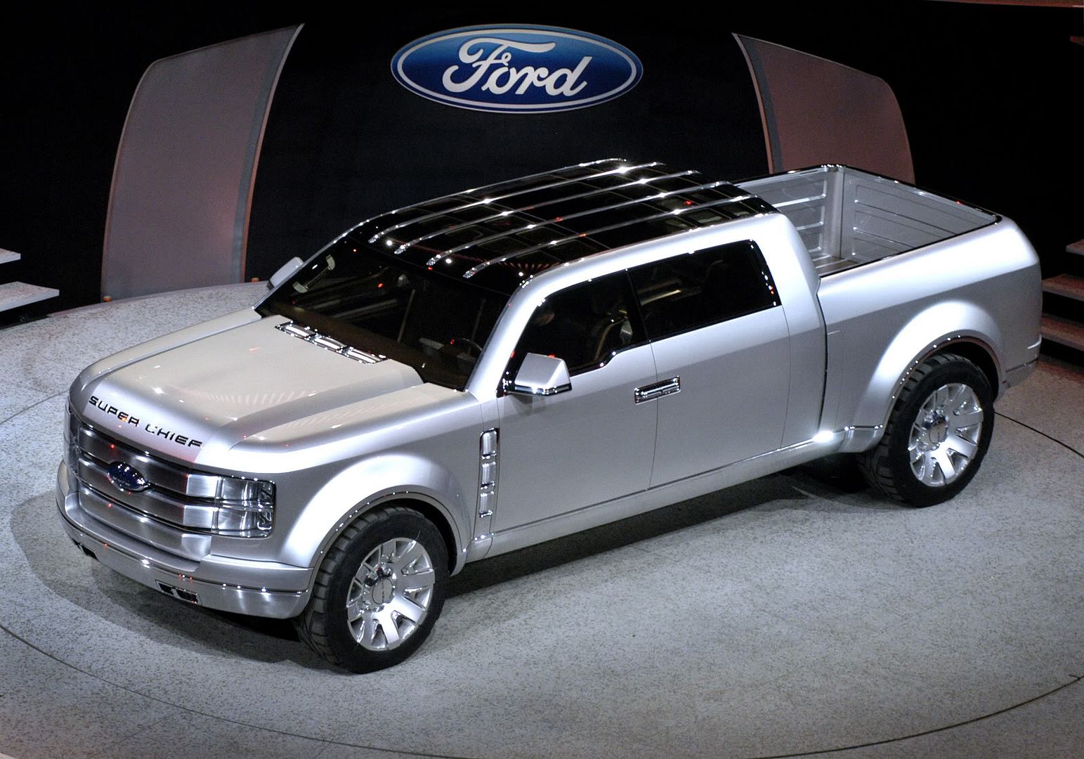 ford-f-250-super-chief-concept-02.jpg
