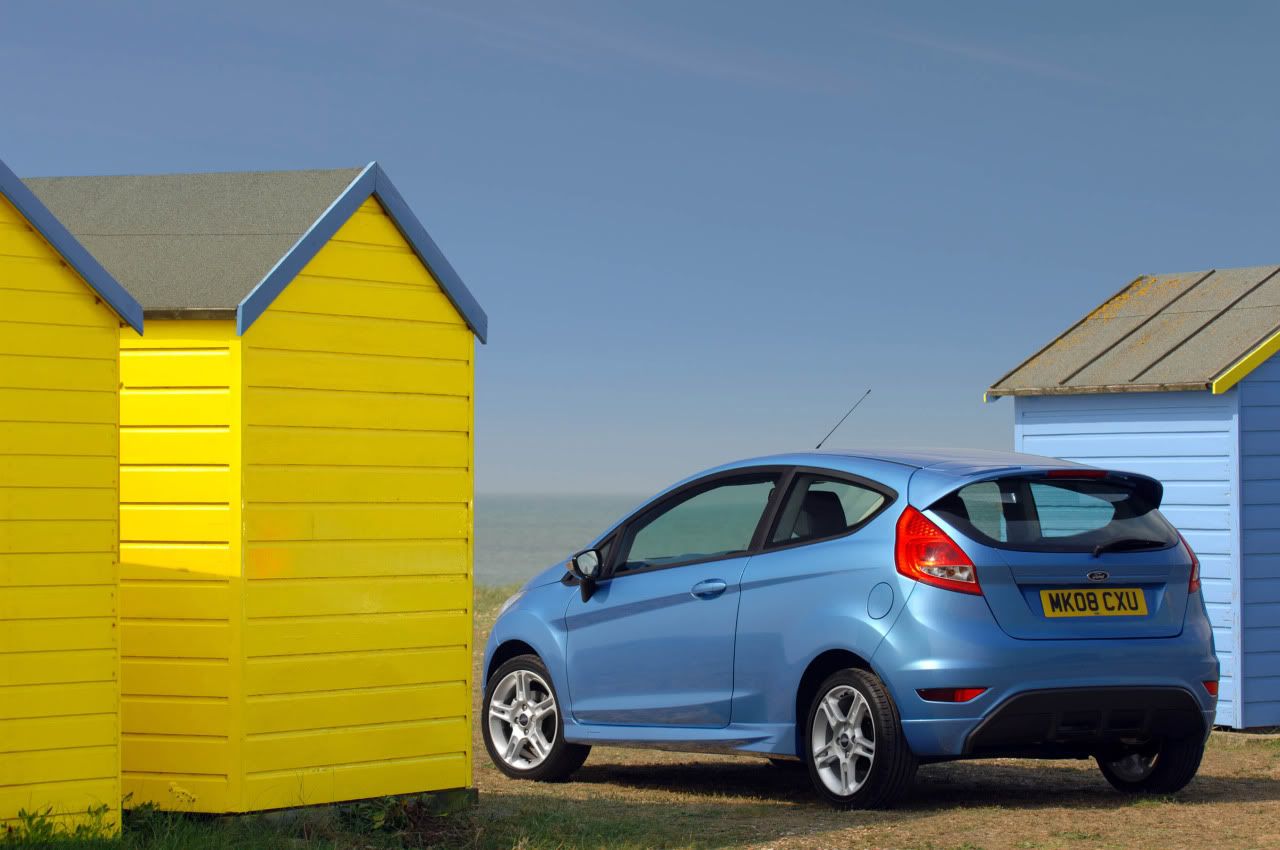 ford-fiesta-zetec-s_06.jpg