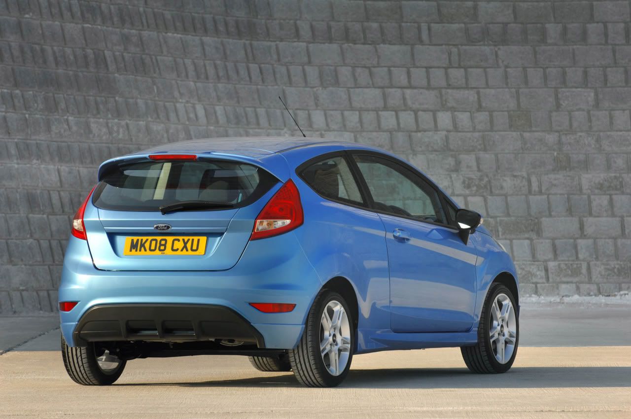 ford-fiesta-zetec-s_08.jpg