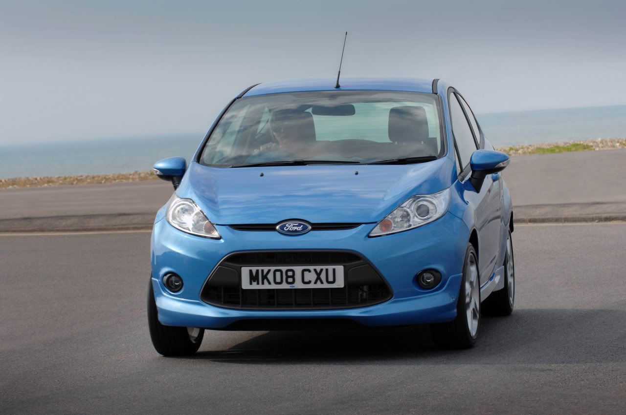 ford-fiesta-zetec-s_10.jpg