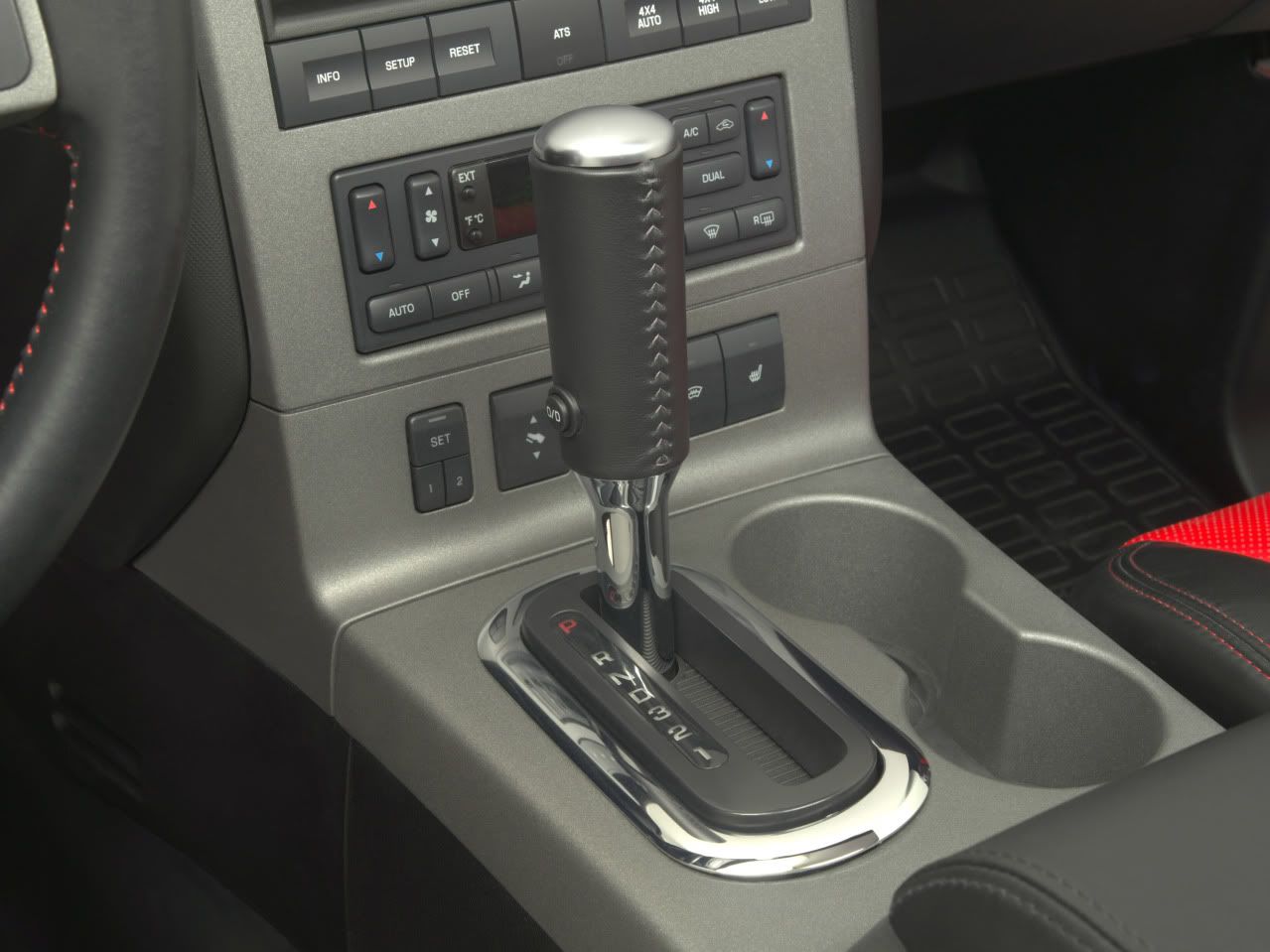 ford-sport-trac-adrenalin-2008-29.jpg