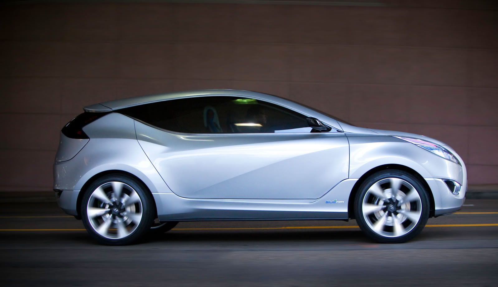 hyundai-nuvis-concept-07.jpg