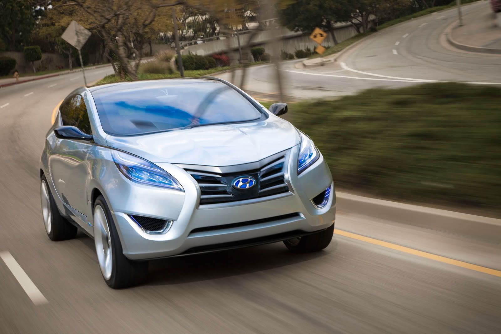 hyundai-nuvis-concept-08.jpg