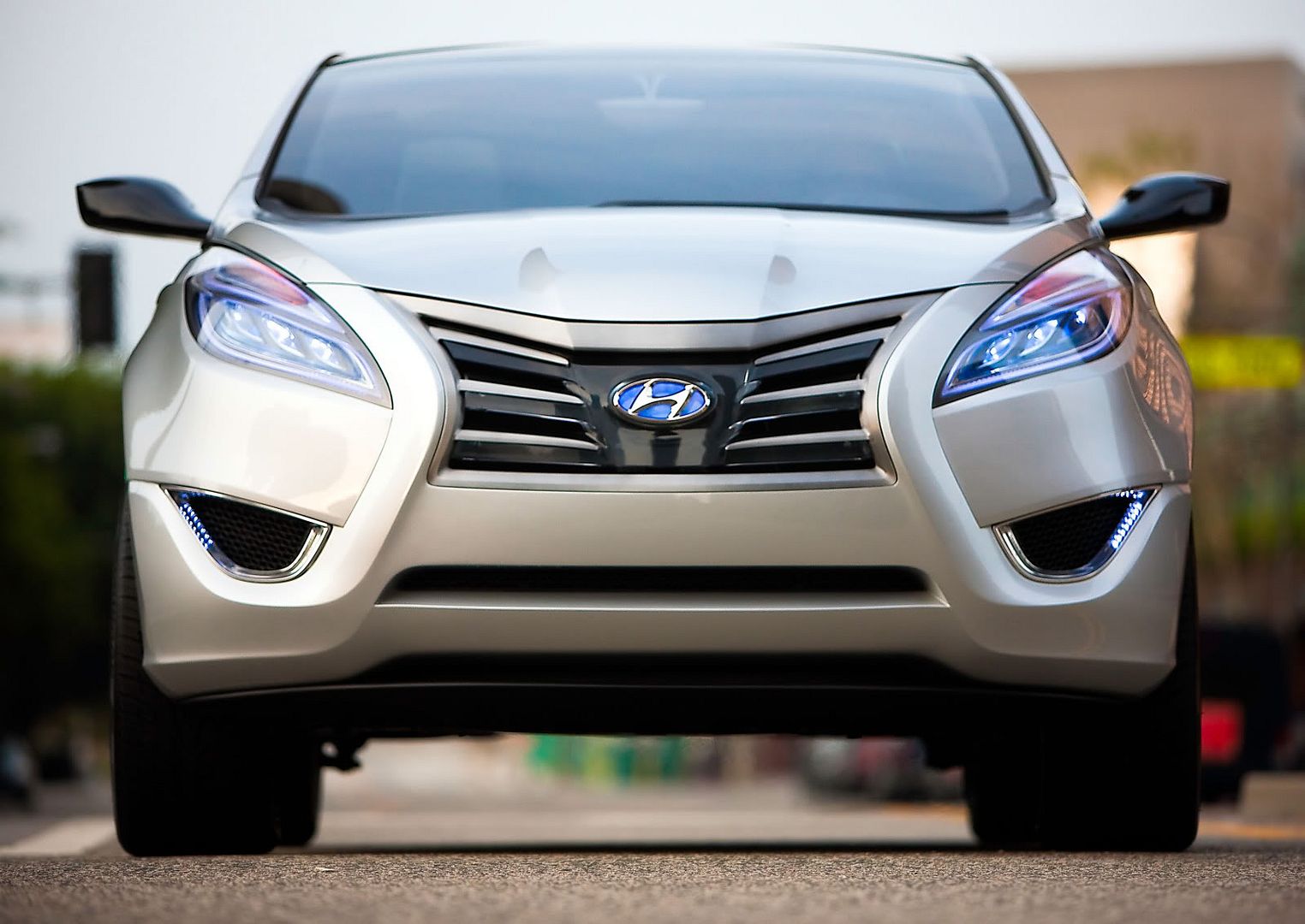 hyundai-nuvis-concept-10.jpg