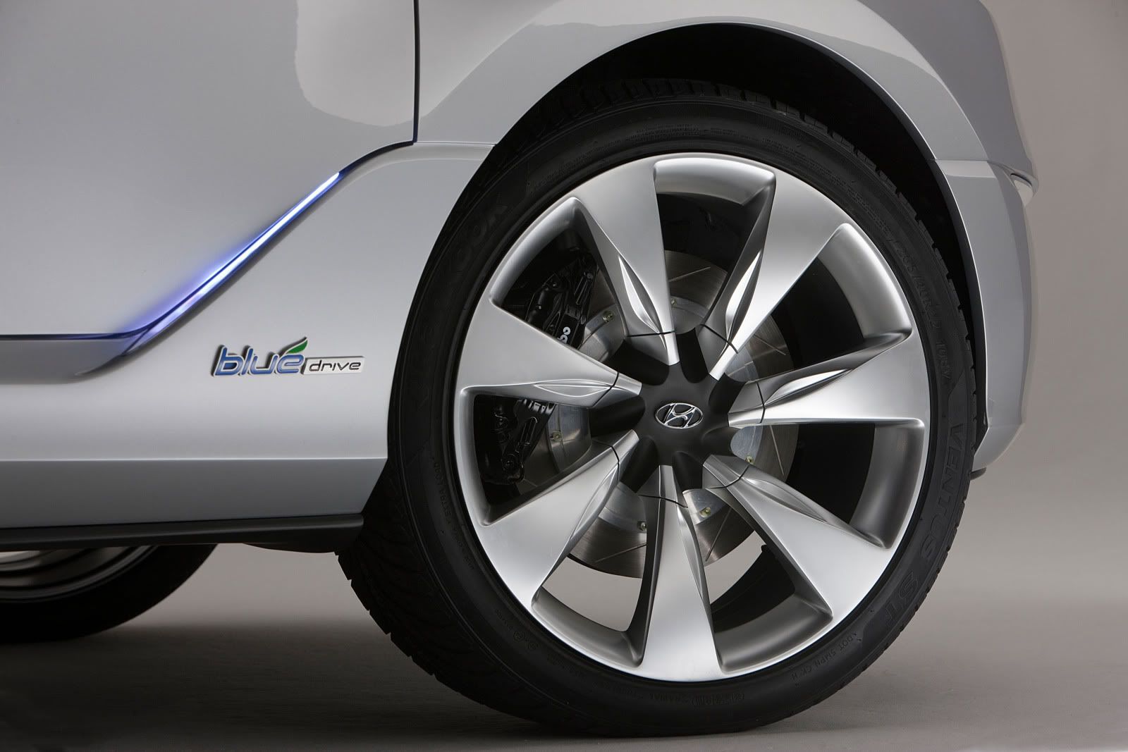 hyundai-nuvis-concept-13.jpg