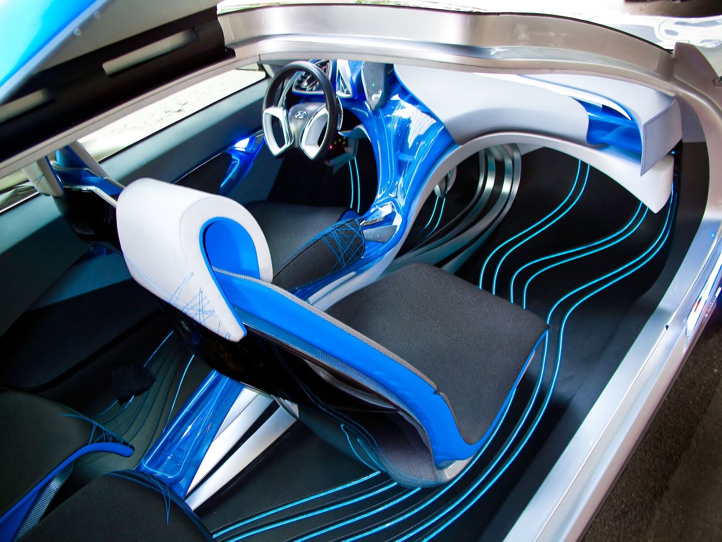 hyundai-nuvis-concept-14.jpg