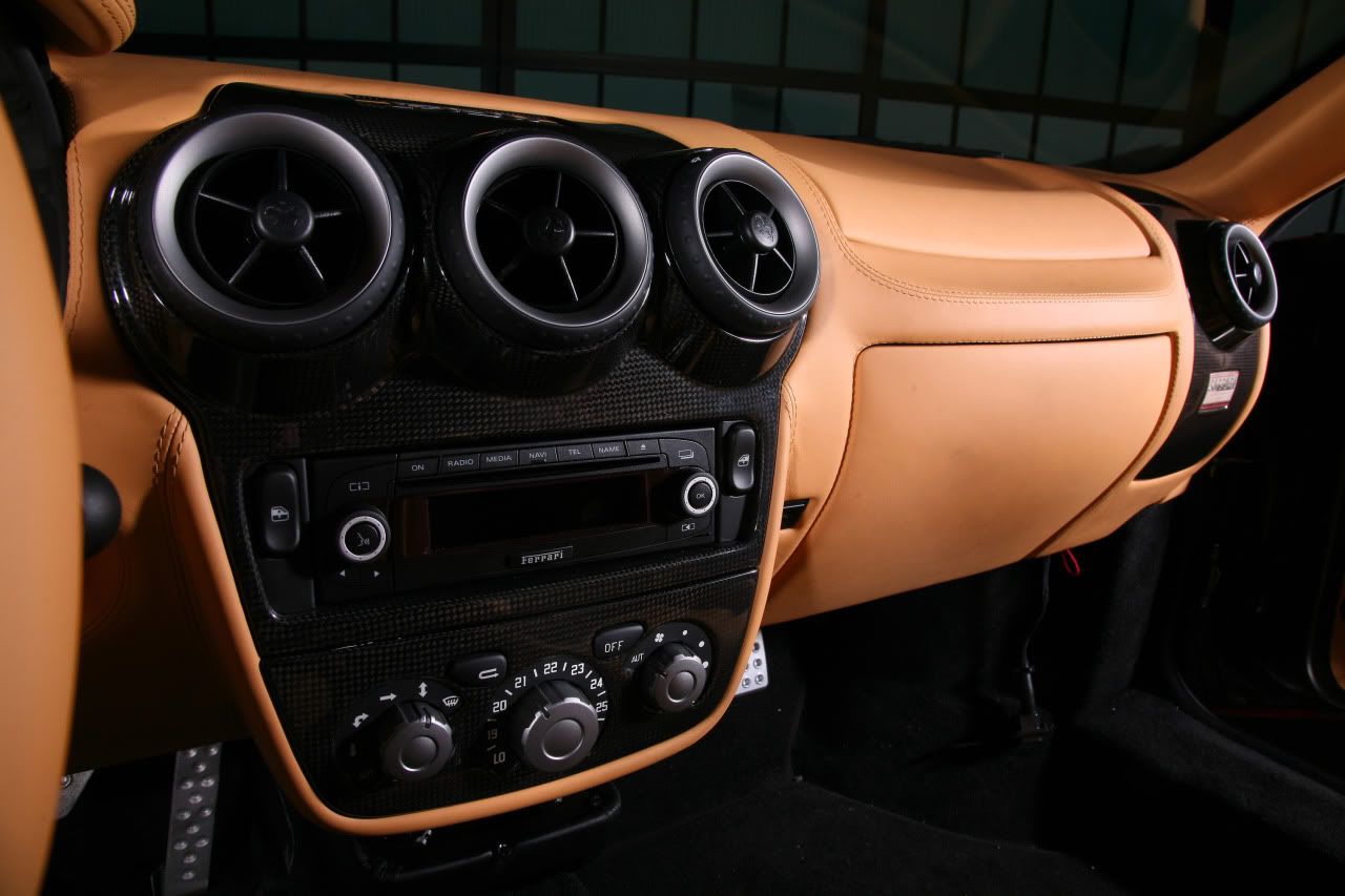 inden-design-ferrari-f430-12.jpg