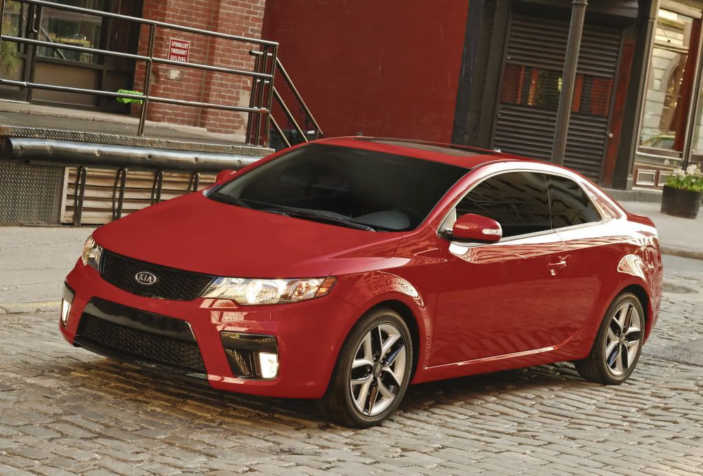 kia-forte-koup-2010-05-1.jpg