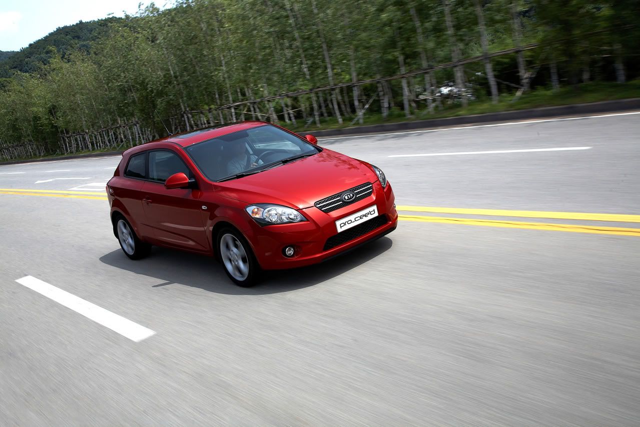 kia-pro_ceed-03.jpg