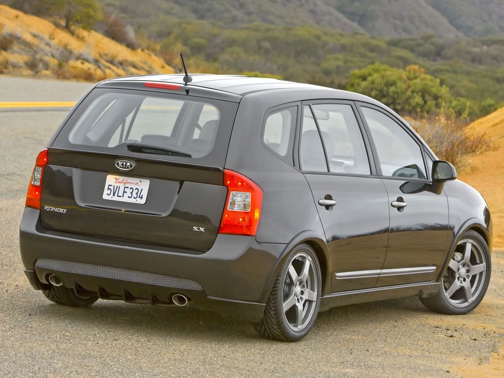 kia-rondo-sx-04.jpg