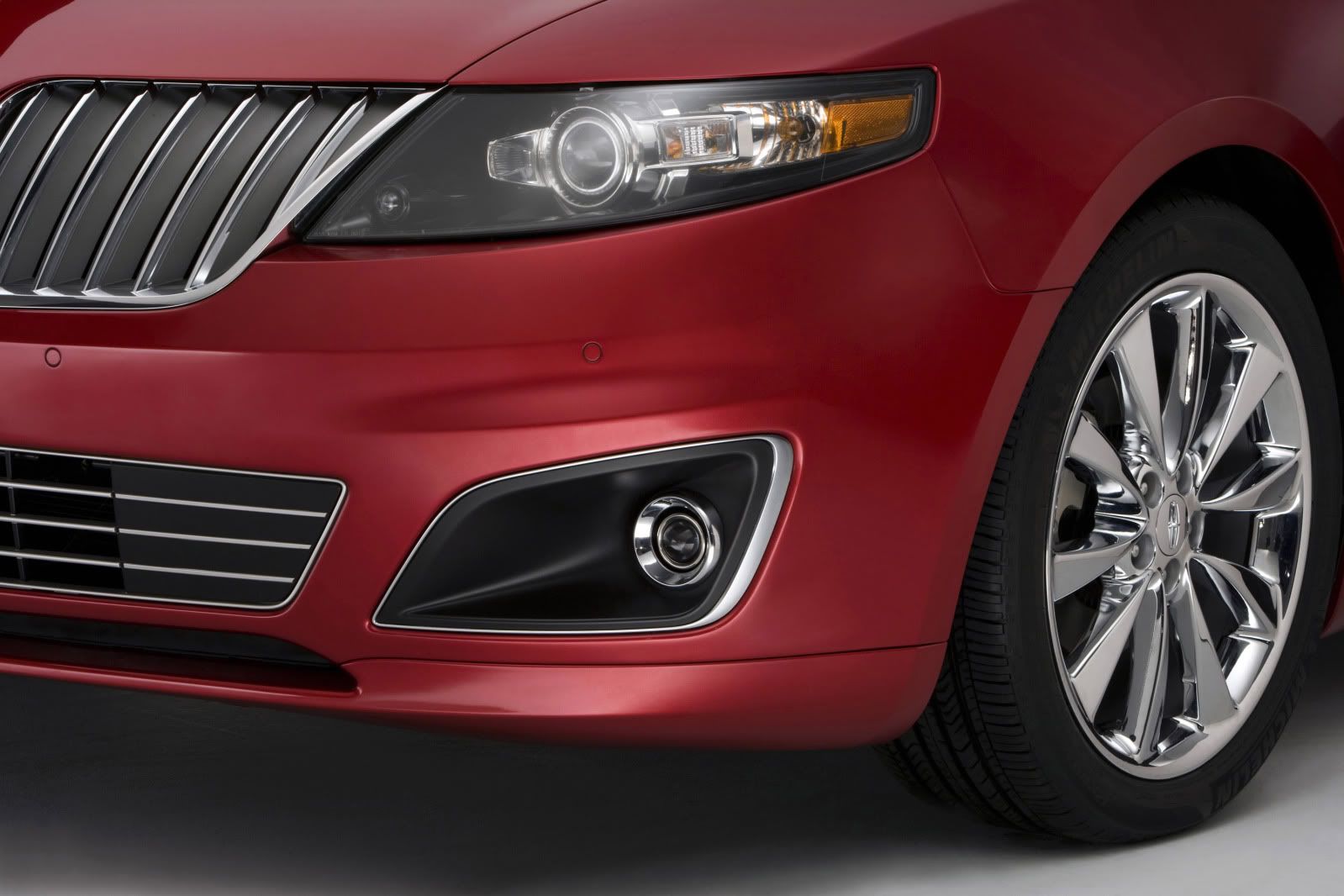 lincoln-mks-with-ecoboost-04.jpg