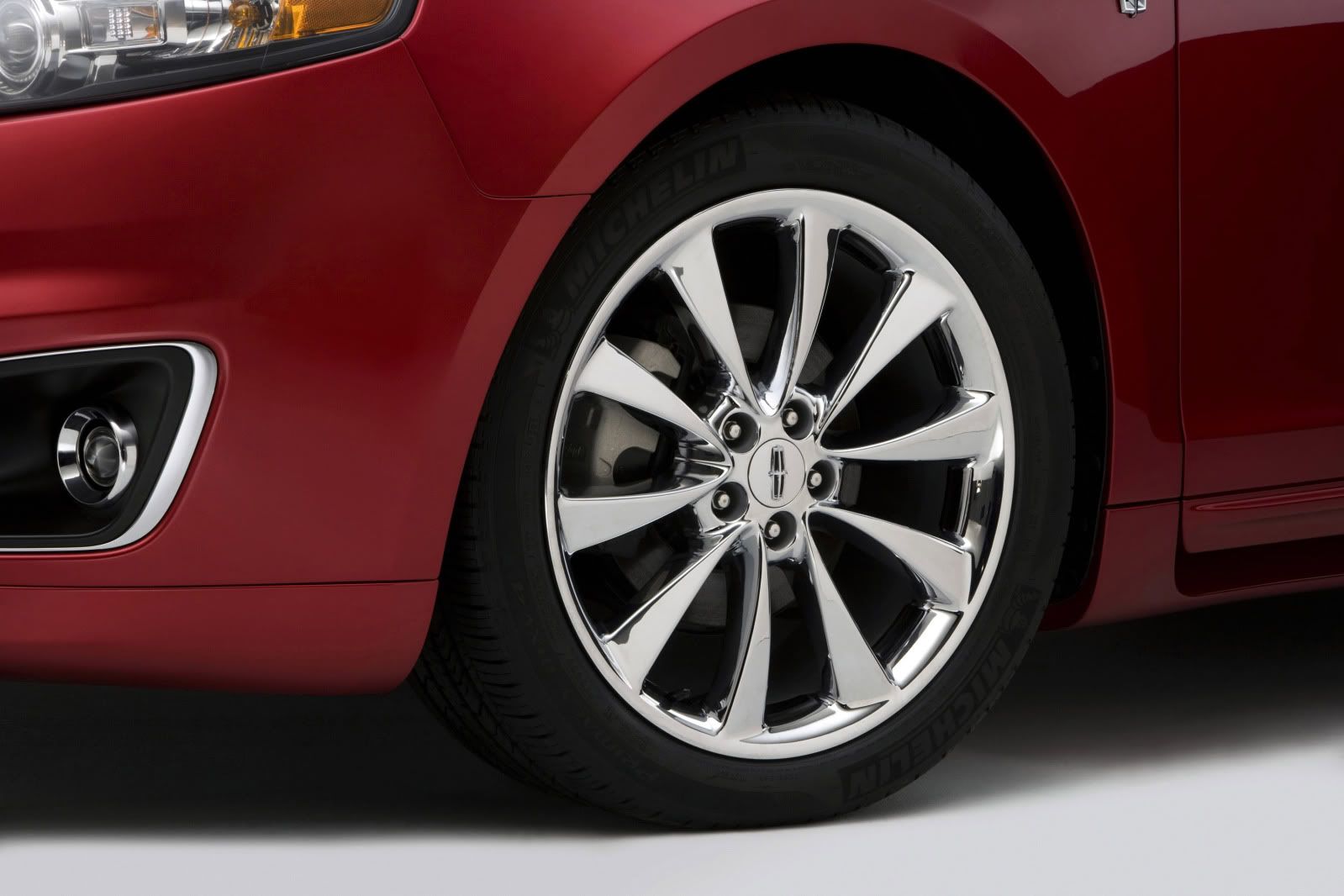 lincoln-mks-with-ecoboost-06.jpg