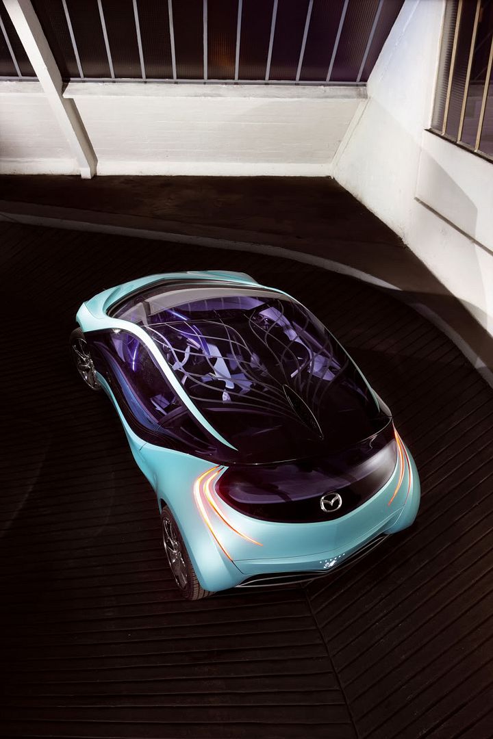 mazda-kiyora-driving-04.jpg