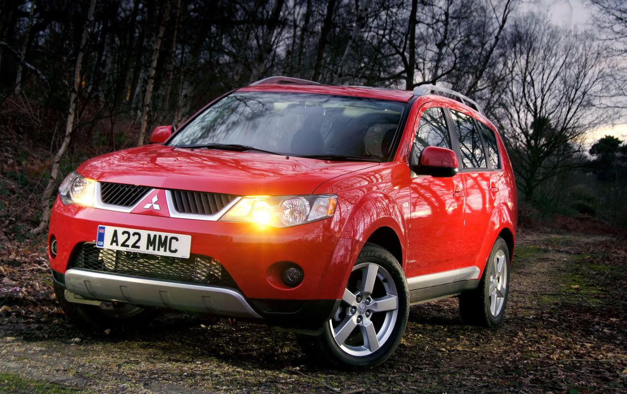 mitsubishi-outlander-elegance-01.jpg
