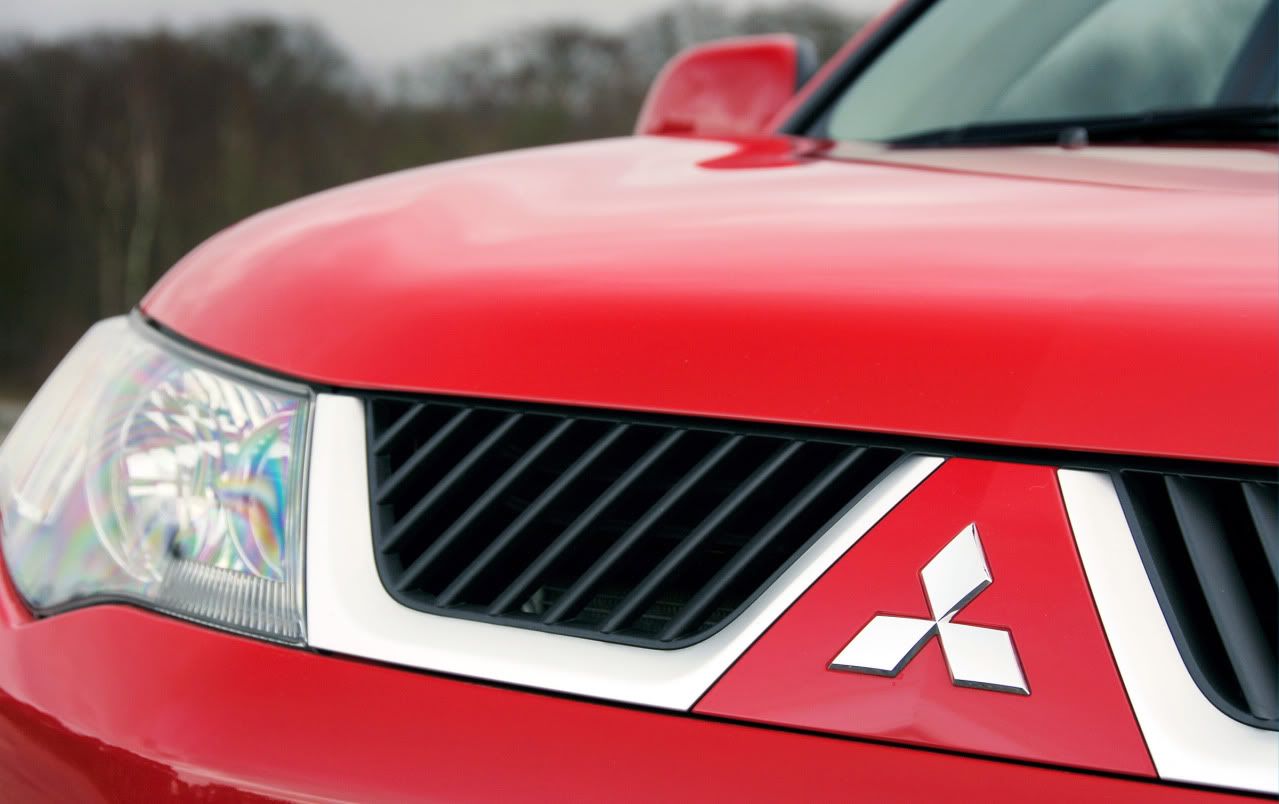 mitsubishi-outlander-elegance-05.jpg