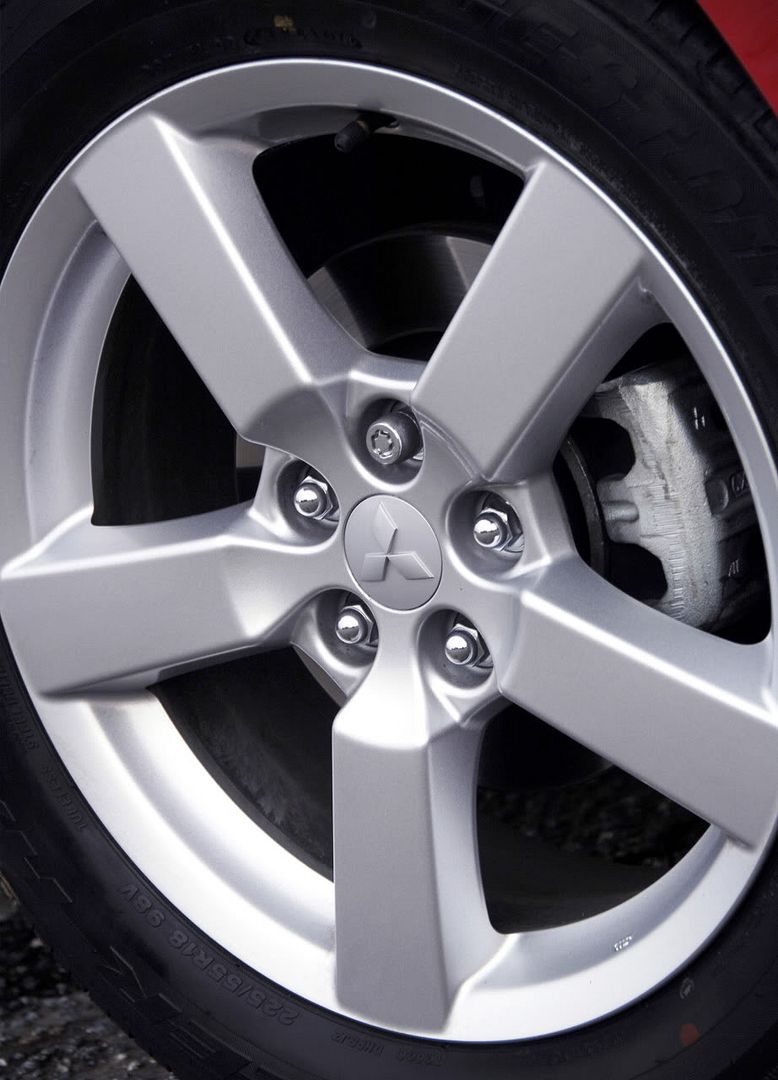 mitsubishi-outlander-elegance-09.jpg
