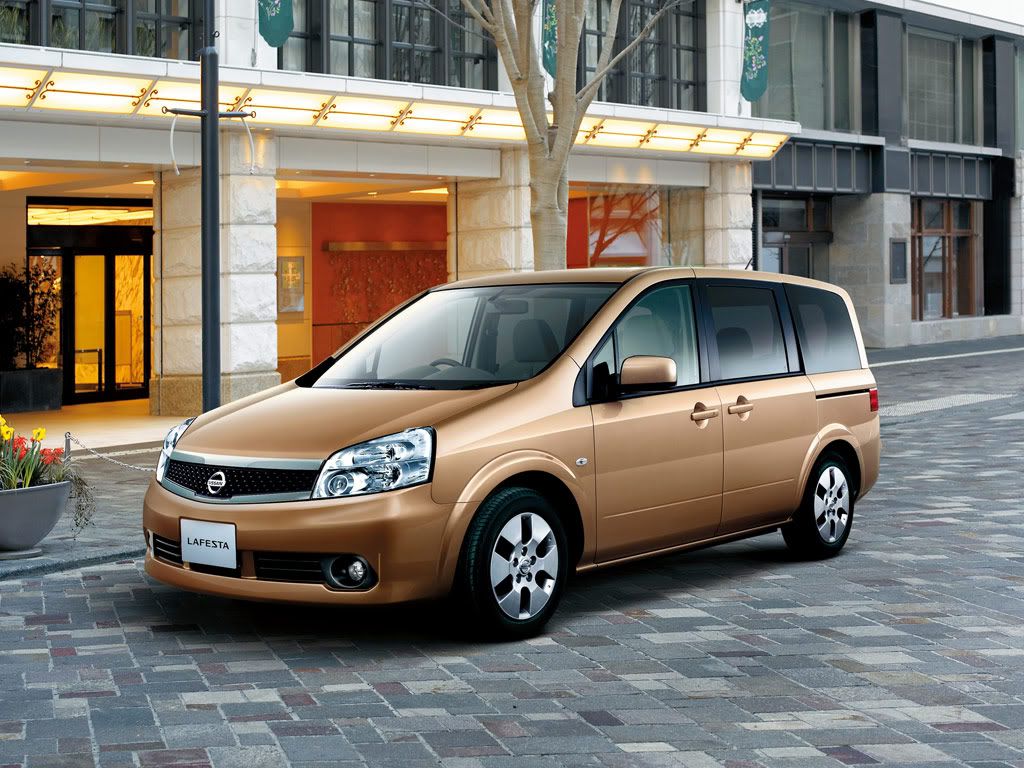 nissan-lafesta-01.jpg