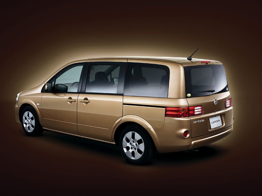 nissan-lafesta-03.jpg