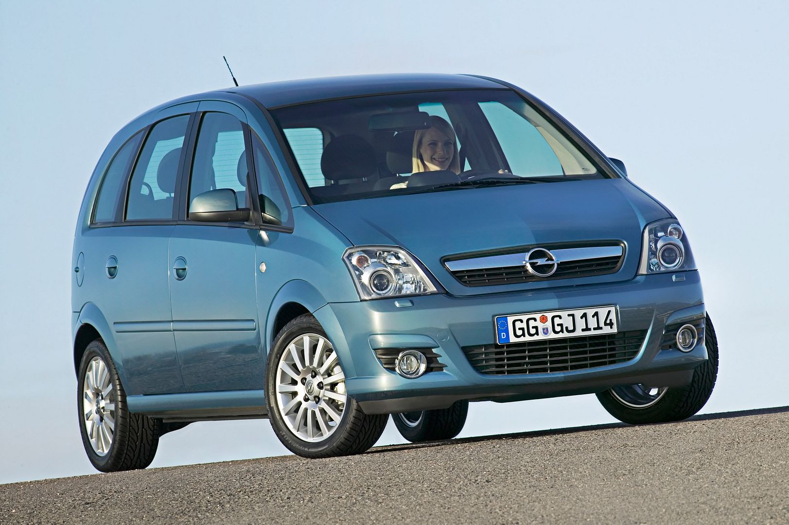 opel-meriva-08.jpg
