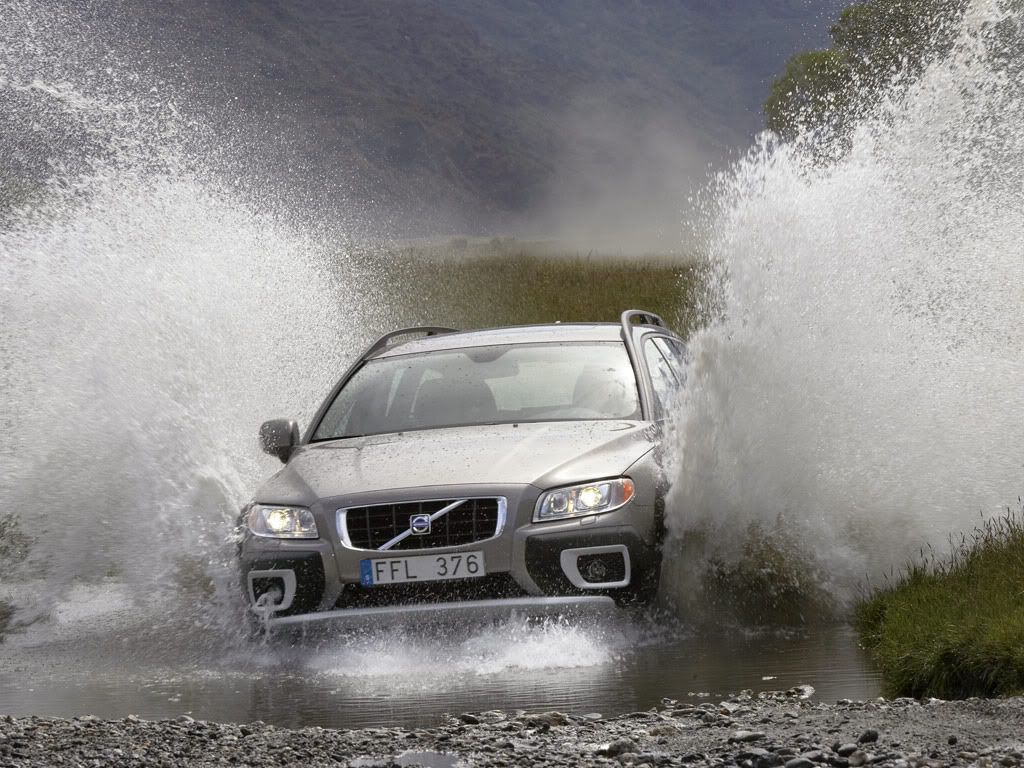 volvo-xc70-09.jpg