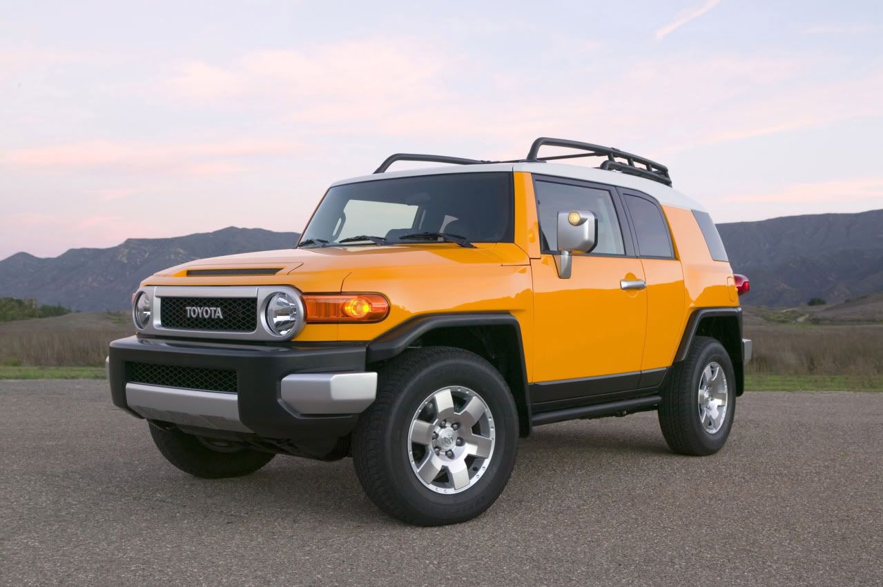 2009-toyota-fj-cruiser-18.jpg