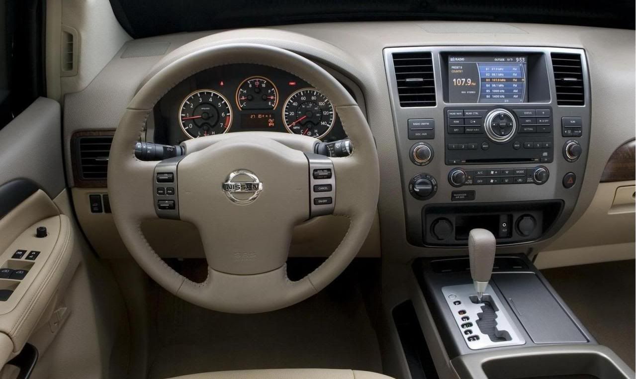 2010-nissan-armada-3_1600x0w.jpg